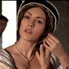 Red Rose Chain Takes on Anne Boleyn and Tower of London in FALLEN IN LOVE, Now thru J