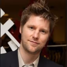 Christopher Bailey to Take Over as Burberry CEO
