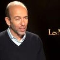 TV Exclusive: LES MIS Producer Eric Fellner on Chasing Tom Hooper, Watching the… Video