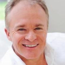 Bobby Davro to Lead NOT A GAME FOR BOYS at King's Head Theatre