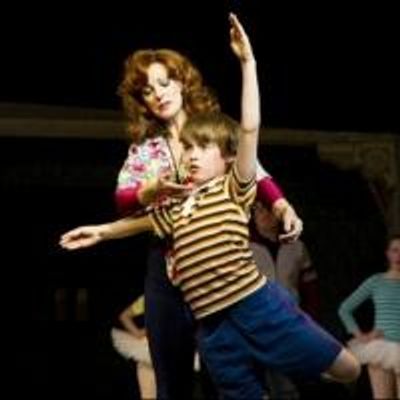 Photo Flash: First Look at Ruthie Henshall &amp; More in BILLY ELLIOT!