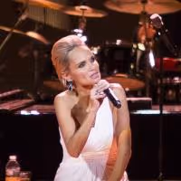 TV EXCLUSIVE! Footage of Kristin Chenoweth's THE EVOLUTION OF A SOPRANO at Carnegie… Video