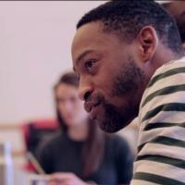 STAGE TUBE: Behind the Scenes with Acting Company & Guthrie's MACBETH and 'A CONNECTICUT YANKEE' on Tour - Chicago Theater Video