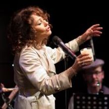 Photo Coverage: FRANCES RUFFELLE - PARIS ORIGINAL