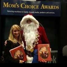 Santa Claus Sweeps 2013 Book Awards with New Twelve Time Award-Winning Christmas Book
