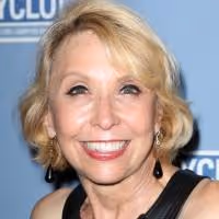 Julie Halston to Host Transport Group's GIMME A BREAK! Gala Honoring Beth Williams…