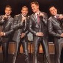 Under the Streetlamp Will Ring in 2013 at Aurora's Paramount Theatre