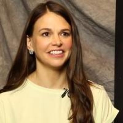 TV Exclusive: Meet the 2014 Tony Nominees- Find Out Which Past Tony Ceremony is Sutton Foster's Favorite!