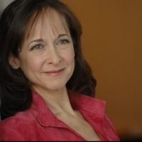 Lisa Rochelle Returns to the Stage Tonight After 20-Year Hiatus