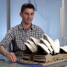 STAGE TUBE: Lego Presents 2,989 Piece Lego Sydney House