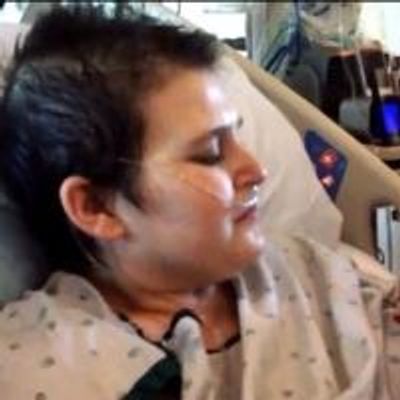 STAGE TUBE: Bette Midler Sings 'Wind Beneath My Wings' to Sick Fan