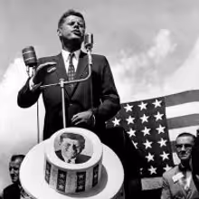Never-Before-Seen Images Of President John F. Kennedy are Available For First Time