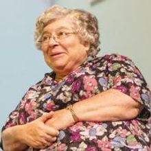 BWW Reviews: NEIGHBOURHOOD WATCH Is a Captivating Encounter Between Two Very Differen