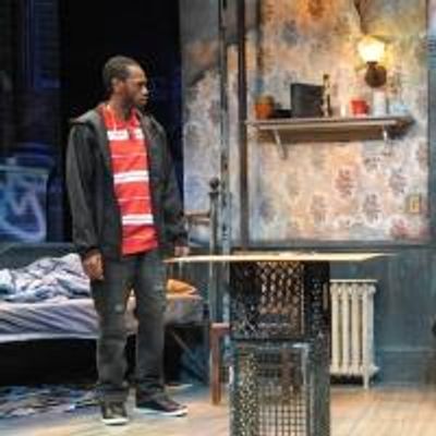 BWW Reviews: Life's A Joke: TOPDOG/UNDERDOG at Everyman