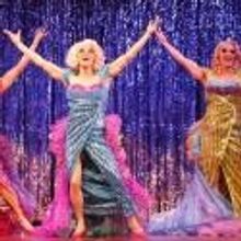BWW Reviews: PRISCILLA inebria la Capitale di lustrini e sentimento!