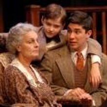 BWW Reviews: Delightful, Compelling LOST IN YONKERS at 2nd Story Theatre