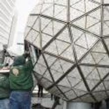 Celebrating New Year's Eve in Times Square - See the Complete Schedule!