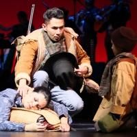 BWW Reviews: CRUZAR LA CARA DE LA LUNA - A Crowd-Pleasing Exercise in Pop Opera Photo