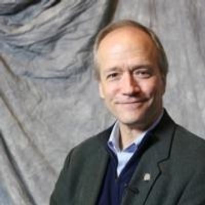 In the Spotlight Series: In the Tonys Photo Booth with Nominee Doug McGrath