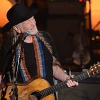 CMT Premieres WILLIE NELSON & FRIENDS Tonight