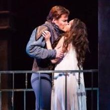 BWW Reviews: Austin Opera's Star-Crossed Lovers Shine in ROMEO & JULIET