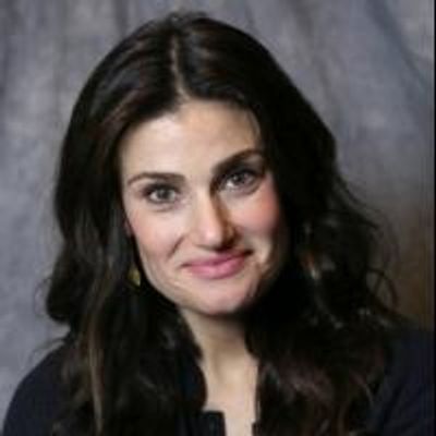 In the Spotlight Series: In the Tonys Photo Booth with Nominee Idina Menzel