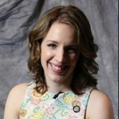 In the Spotlight Series: In the Tonys Photo Booth with Nominee Jessie Mueller