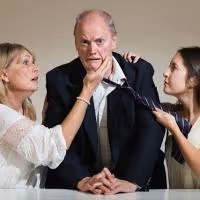 BWW Reviews: LOVES AND HOURS Is a Modern Comedy of Complicated Relationships