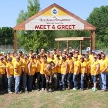Miranda Lambert And PEDIGREE Brand Unite To Help Shelter Dogs