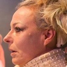 BWW Reviews: Chilling and Challenging SLOWLY Stirs the Imagination and Seduces the Em