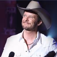 Will Chase, Connie Briton Duet on 'Baby Its Cold Outside' on ABC's NASHVILLE Tonight