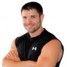 Best Selling Author Dustin Williams Gives Fitness Trends the Boot and Makes it Person