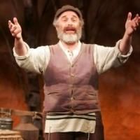 BWW Reviews: Balancing Traditions for Characters, Audience with FIDDLER ON THE ROOF a Photo