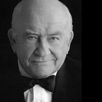Ed Asner Appears on THEATRE CHAT AND THIS 'N THAT Today