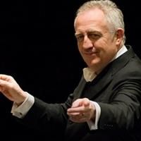 Bramwell Tovey Returns to the Hollywood Bowl to Lead the LA Phil Tonight