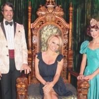 Photo Flash: Pamela Anderson Takes in ABSINTHE at Caesars Palace
