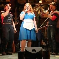Photo Flash: First Look at Hunter Foster, Katie Thompson, Mamie Parris & More in…