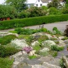Pontine Theatre to Host ANNUAL NEW CASTLE VILLAGE WALK AND GARDEN TOUR, 6/22