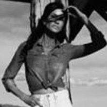 Janice Dickinson Models Sonas San Francisco's New Line of Jeans