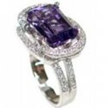 Actress Monica Potter Sparkles in Jupiter Jewelry at People's Choice Awards