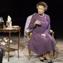 Review Roundup: THE AUDIENCE Starring Helen Mirren