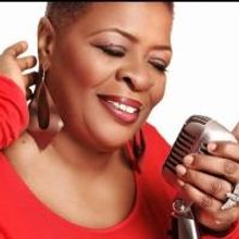 BWW Reviews: Janine Gilbert Carter Smoothly Mixes Jazz, Blues, and Gospel Vocal Style