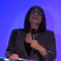 STAGE TUBE: Patti LuPone Sings SUNSET BOULEVARD's 'With One Look' for First Time… Video