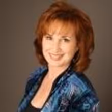 PHANTOM's Raissa Katona Bennett Plays Feinstein's, Now thru 8/25