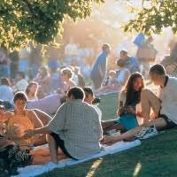 Live by the Lake to Present Opera al Fresco, SINGIN' IN THE RAIN & More this Month