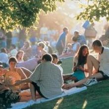 Live by the Lake to Present Opera al Fresco, SINGIN' IN THE RAIN & More this Month