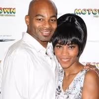MOTOWN: THE MUSICAL Begins Performances Tonight