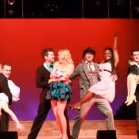 BWW Reviews: Good Message, Strong Vocals Shake Out Enjoyabe Entertainment in…