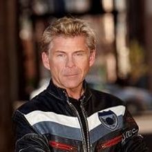 BWW Reviews: Anthony Bidulka's A FLIGHT OF AQUAVIT