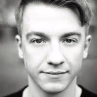 Steven Webb to Lead QUASIMODO's World Premiere at King's Head Theatre